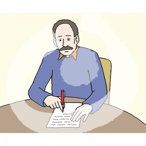 Eine Person sitzt an einem Tisch. Sie schreibt mit einem Stift auf einem Blatt.