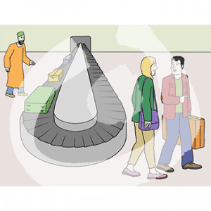 Eine Person steht vor einem Gepäckband. Zwei weitere Personen mit Koffer gehen davon weg.