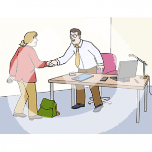 Eine Person steht hinter einem Schreibtisch. Sie schüttelt einer Person vor dem Tisch die Hand.