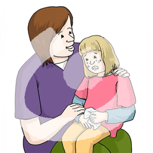 Ein weinendes Kind sitzt auf dem Schoß einer erwachsenen Person.