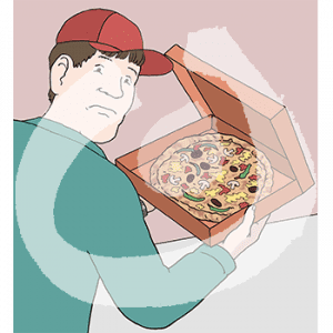 Eine Person hält einen offenen Pizzakarton. Sie guckt zur Seite.