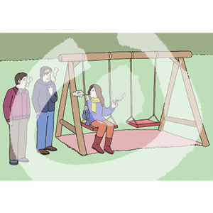 Eine rauchende Person sitzt auf einer Schaukel. Zwei rauchende Personen stehen daneben.