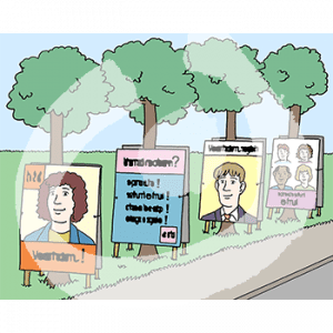 Vier unterschiedliche Wahlplakate an Bäumen neben einer Straße.