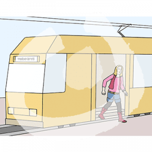 Eine Person steigt aus einer Straßenbahn aus.