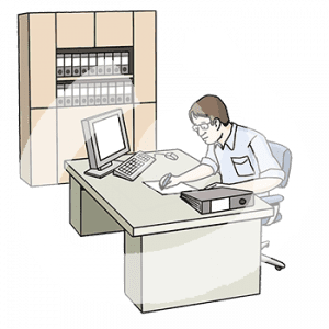 Eine Person sitzt an einem Schreibtisch mit einem Computer. Sie schreibt auf einem Zettel. Daneben steht ein Schrank mit Ordnern.