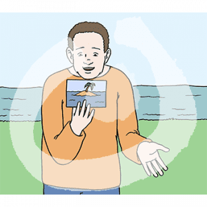 Ein Mann guckt auf die Rückseite einer Karte. Darauf ist ein Bild mit Wasser und einer Palme auf einer Sandbank. Hinter ihm ist Wasser.