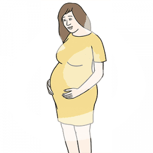 Eine glückliche Frau guckt auf ihren hochschwangeren Bauch. Ihre Hände liegen auf ihrem Bauch.