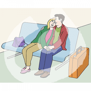 Zwei Personen sitzen Arm in Arm auf einer Bank. Daneben steht ein Koffer.