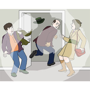 Zwei erschrockene Personen stehen an je einer Seite einer Tür. Durch die Tür rennt ein wütender Mann.