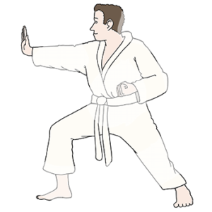 Eine Person in einem Kampfsportanzug und nackten Füßen steht zu Seite gedreht. Eine Hand ist zur Faust geballt mit dem Arm am Körper, der andere Arm ist mit der flachen Hand ausgestreckt nach vorn.