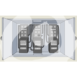 Ein offener Sicherungskasten. Ein Kabel ist durchgeschnitten.