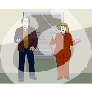 Zwei Personen stehen vor einer offenen Tür. Eine Person hat die Hände gehoben, die andere hält eine Waffe in der Hand.