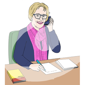 Eine telefonierende Person sitzt an einem Tisch. Vor ihr liegen Zettel und ein Stift.