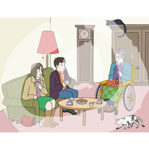 Zwei Personen sitzen auf einem Sofa. Eine Person sitzt in einem Rollstuhl mit einer Katze auf dem Schoß. Vor ihnen steht ein Tisch mit Tassen und Gebäck. Im Hintergrund sind zwei weitere Katzen, eine Standuhr, eine Stehlampe und ein Schrank.