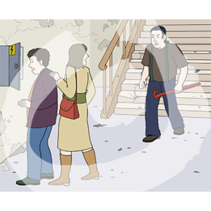 Zwei erschrockene Personen stehen in einem Raum mit kaputten Wänden und Treppe vor einem Stromkasten. Eine Person dreht sich zu einer wütenden Person mit einem Brecheisen um.