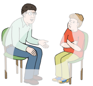 Eine Person sitzt auf einem Stuhl. Gegenüber sitzt ein Kind auf einem Stuhl. Es hört der Person auf dem Stuhl zu.